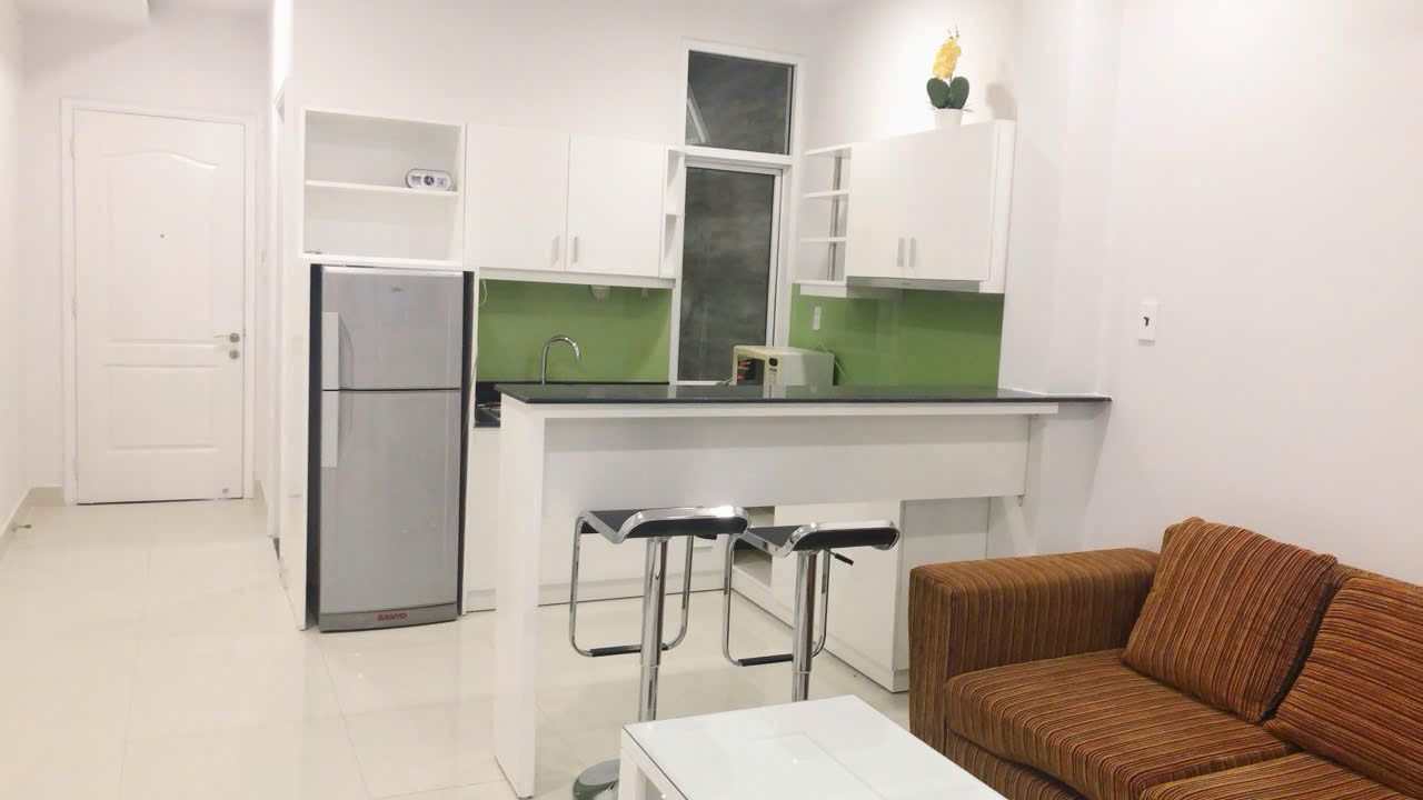 Bếp và tủ lạnh
