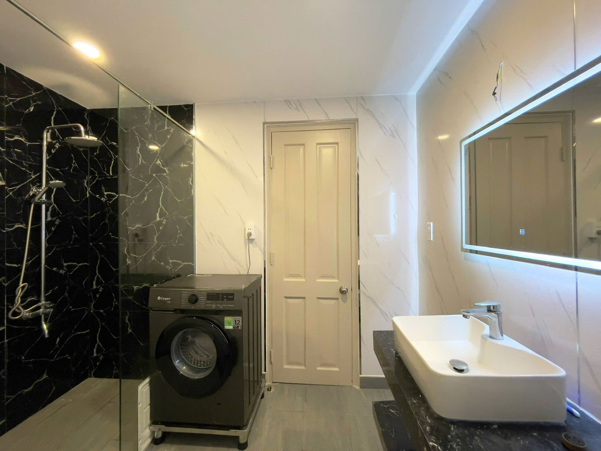 Máy giặt phòng tắm