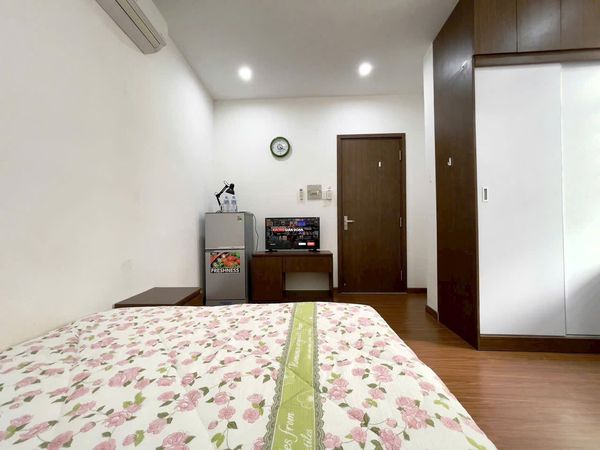 401 - 413NK — 8